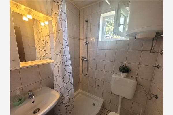 Room A2, for 2 persons