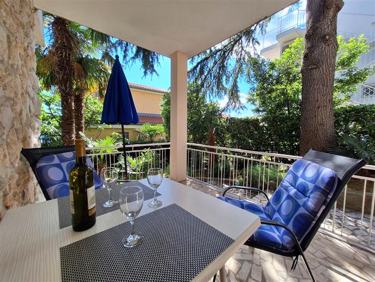 Apartment A1, for 3 persons