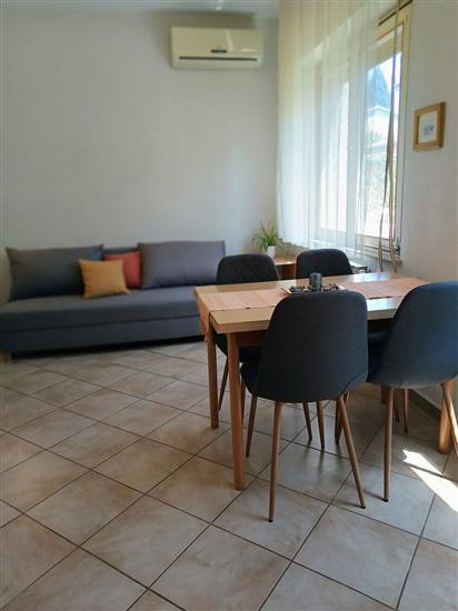 Apartment A1, for 6 persons