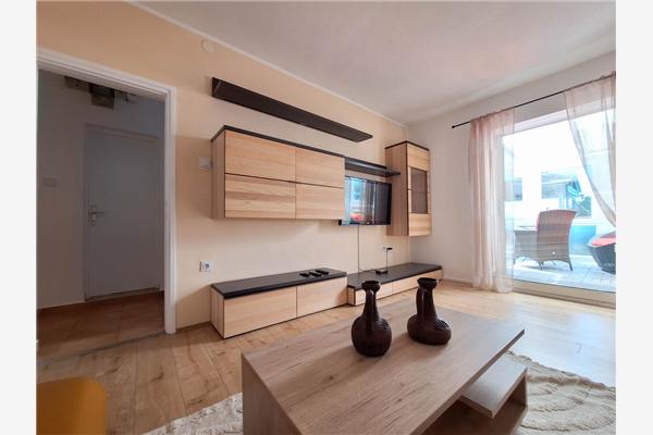 House K1, for 8 persons