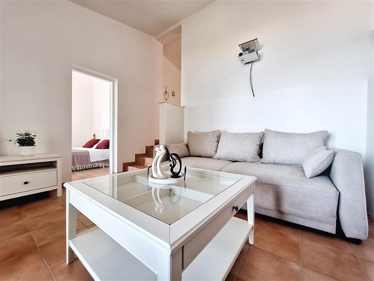 House K1, for 8 persons