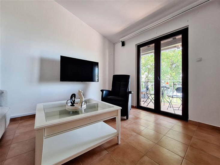 House K1, for 8 persons