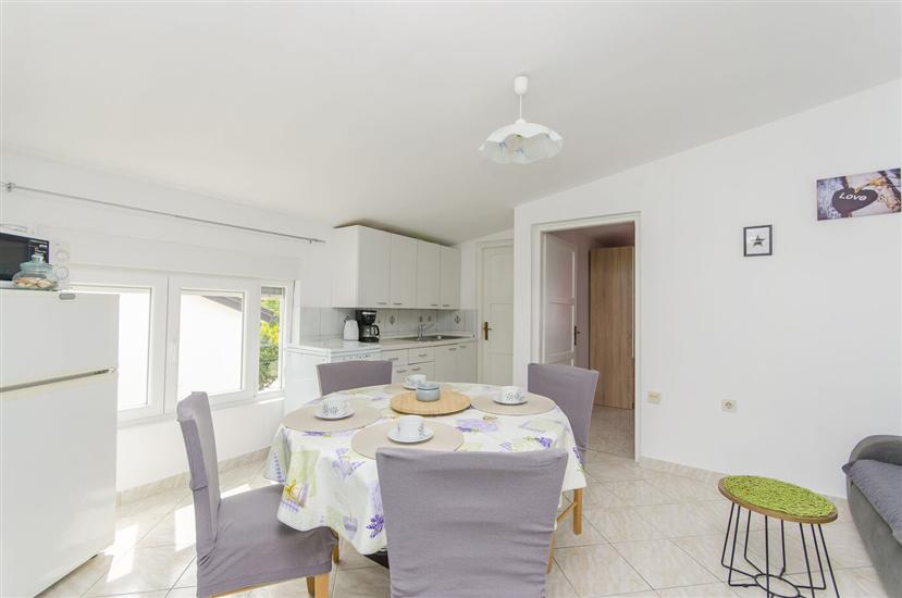 Apartment A1, for 4 persons