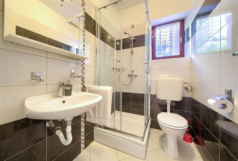 Apartment A2, for 3 persons