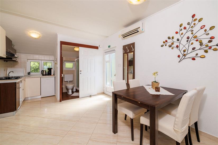 House K1, for 5 persons