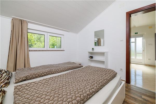 House K1, for 5 persons