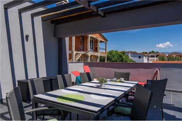 Apartment A2, for 6 persons