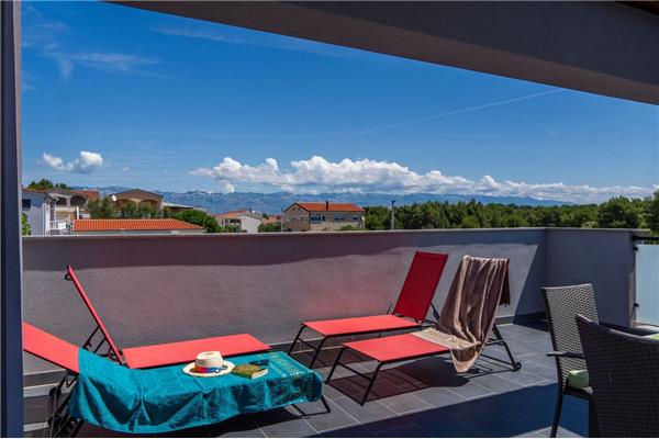 Apartment A2, for 6 persons