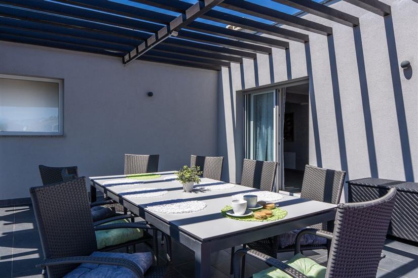 Apartment A2, for 6 persons