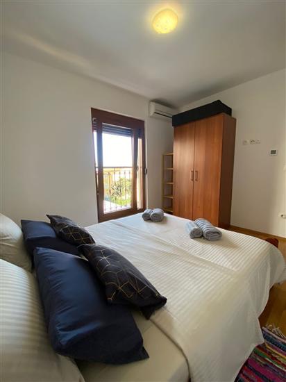 House K1, for 5 persons