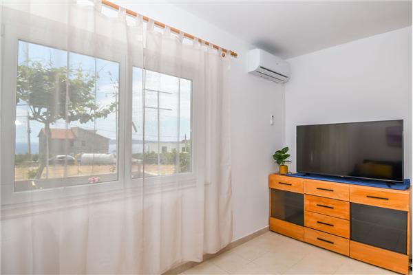 Apartment A1, for 5 persons