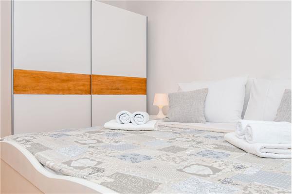 Apartment A1, for 5 persons