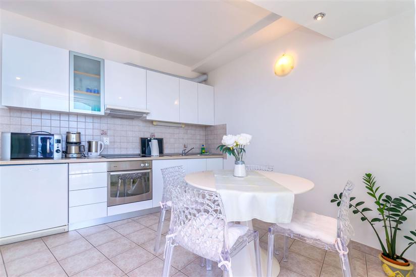 Apartment A1, for 4 persons