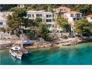 Villa Mila Sumartin - island Brac, Size 497.00 m2, Accommodation with pool, Airline distance to the sea 100 m