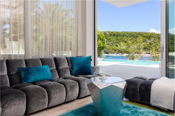 House K1, for 12 persons