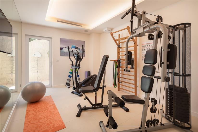 House K1, for 12 persons