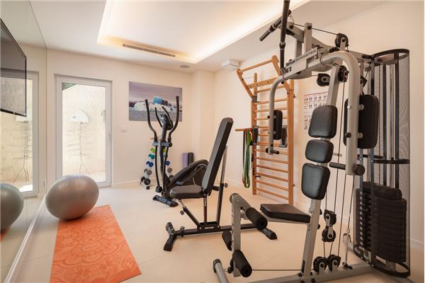 House K1, for 12 persons