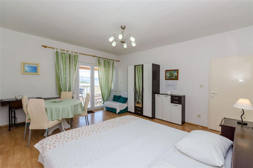 Apartment A2, for 4 persons