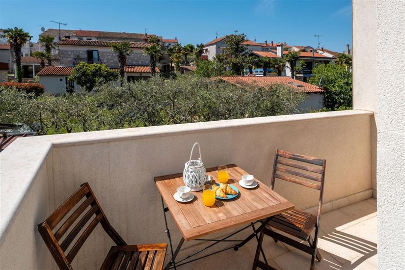 Apartment A1, for 3 persons