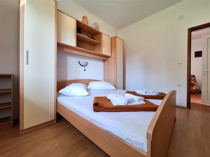Apartment A3, for 5 persons