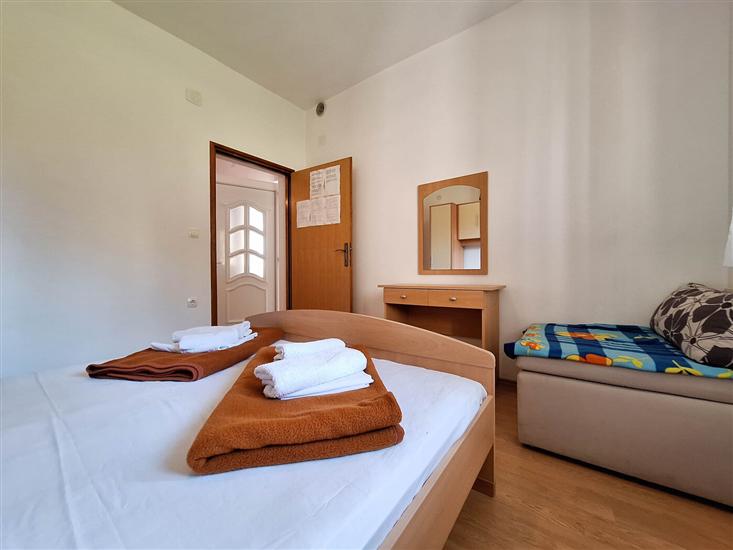 Apartment A3, for 5 persons