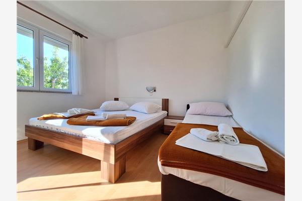 Apartment A3, for 5 persons