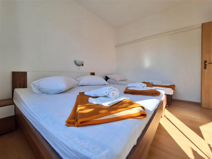 Apartment A3, for 5 persons