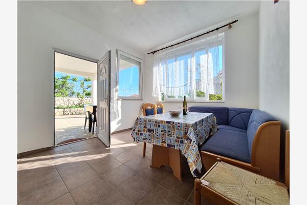 Apartment A3, for 5 persons