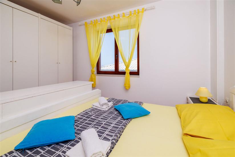 Apartment A5, for 6 persons