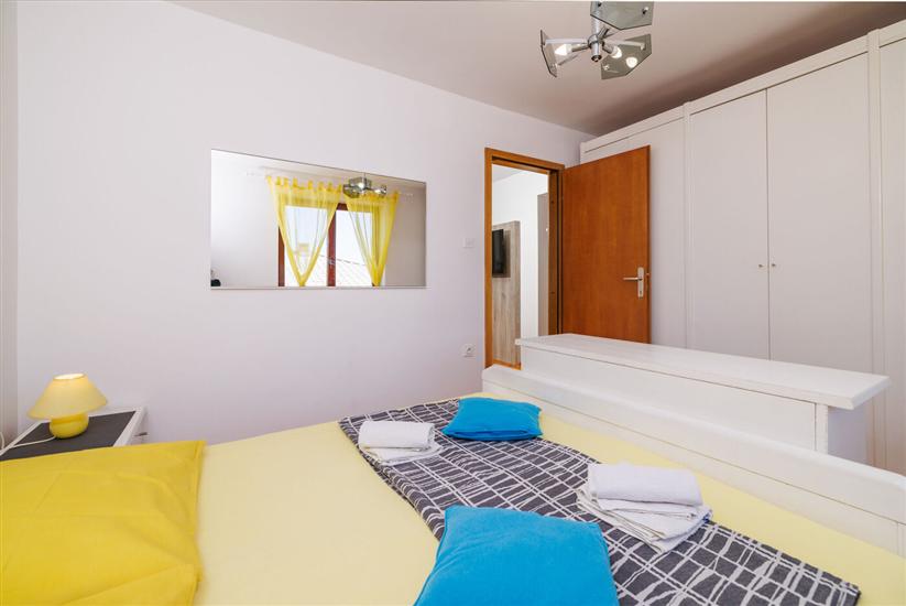 Apartment A5, for 6 persons