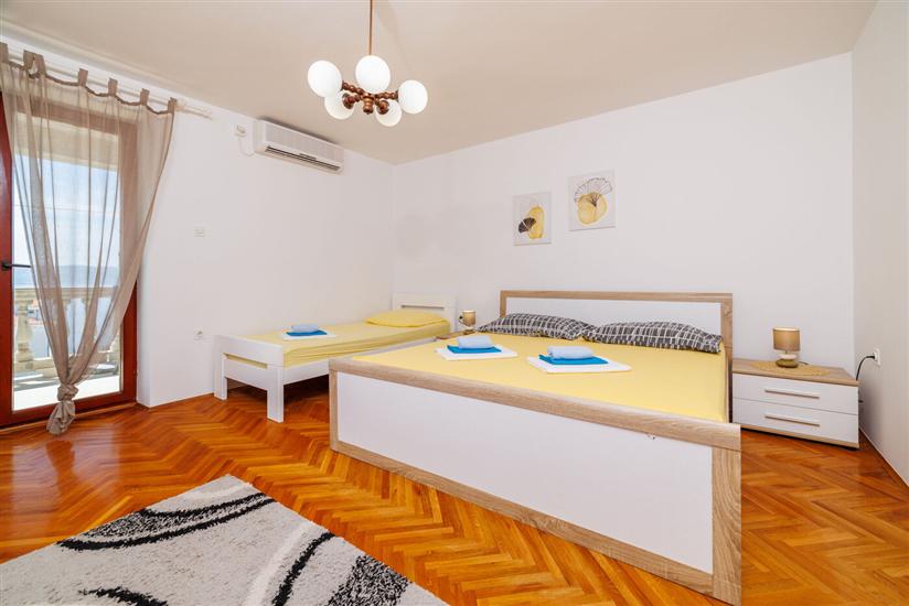 Apartment A5, for 6 persons