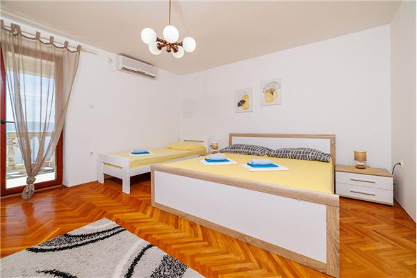 Apartment A5, for 6 persons