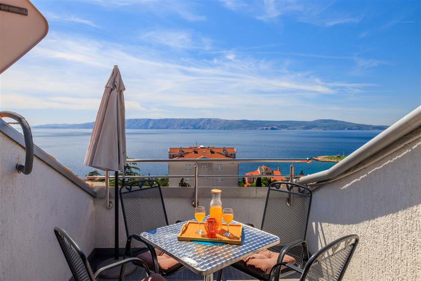 Apartment A4, for 6 persons