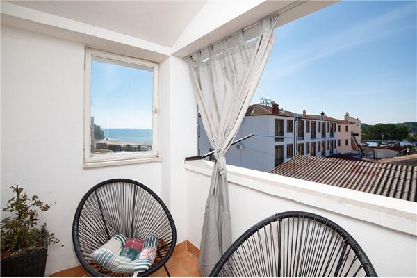 Apartment A2, for 5 persons