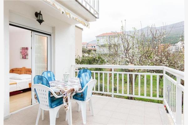 Apartment A1, for 4 persons