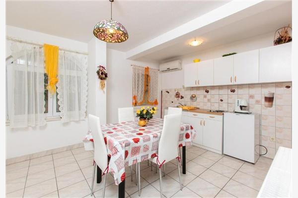 Apartment A1, for 4 persons