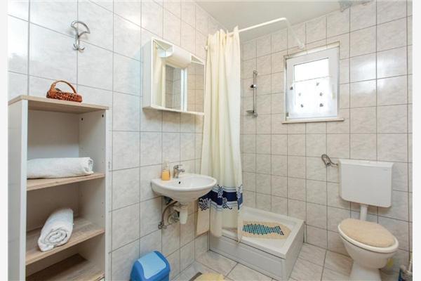 Apartment A2, for 3 persons