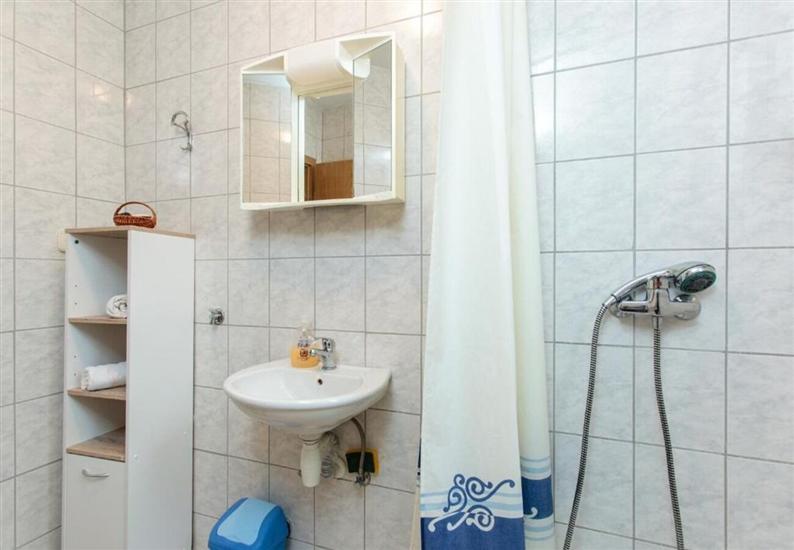 Apartment A2, for 3 persons