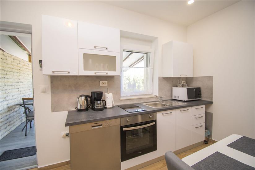 Apartment A2, for 3 persons