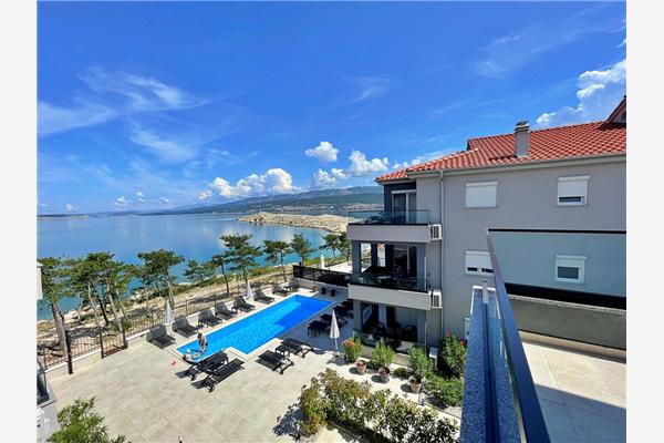 Apartment A13, for 4 persons