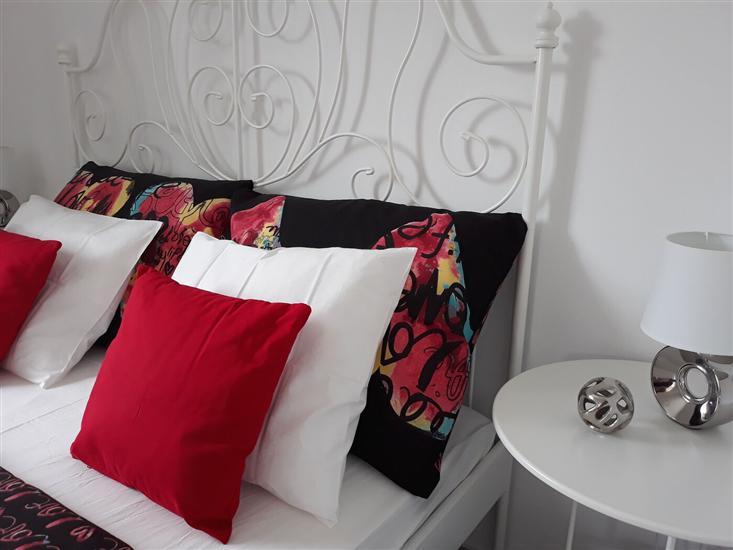 House K1, for 8 persons