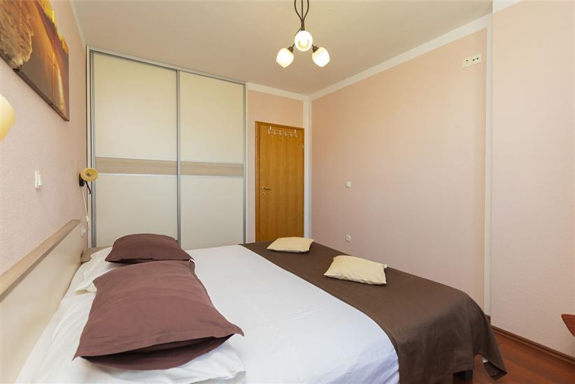 Apartment A2, for 4 persons