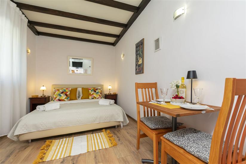 Apartment A1, for 2 persons