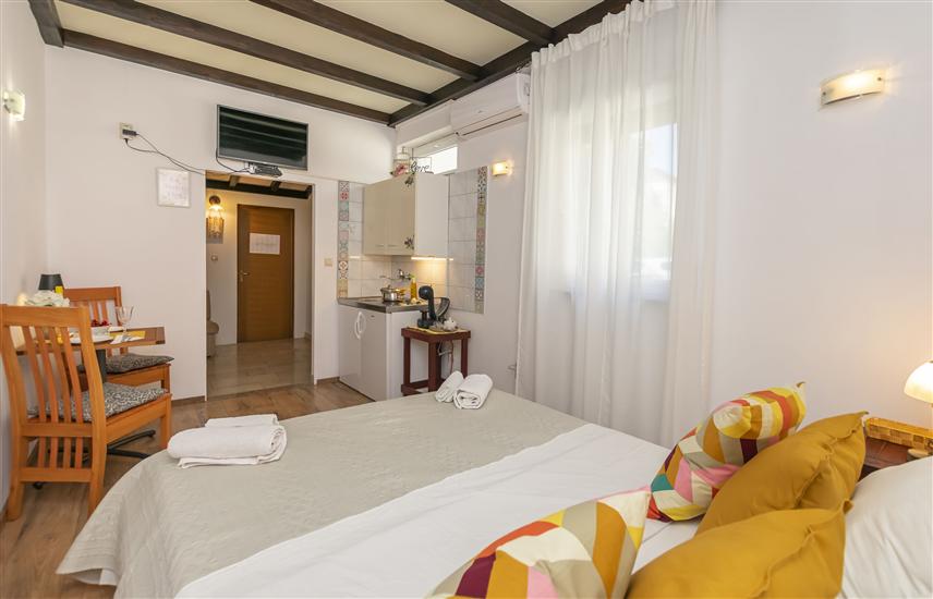 Apartment A1, for 2 persons