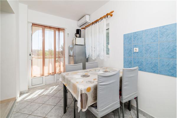 Apartment A1, for 4 persons