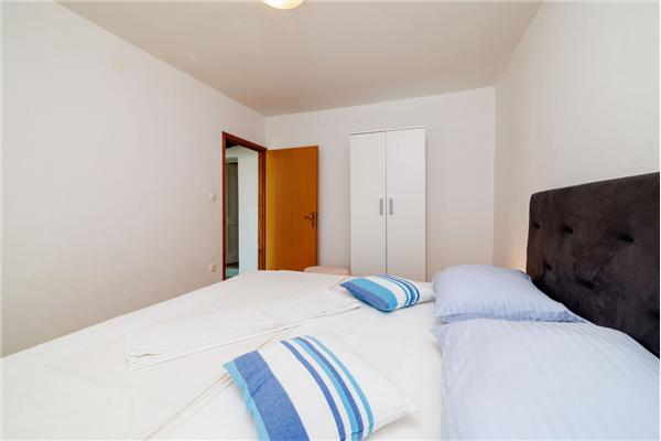 Apartment A2, for 4 persons