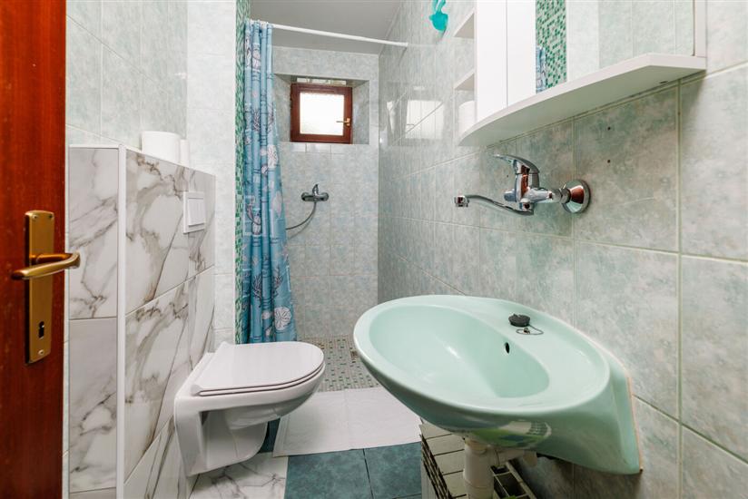 Apartment A2, for 3 persons