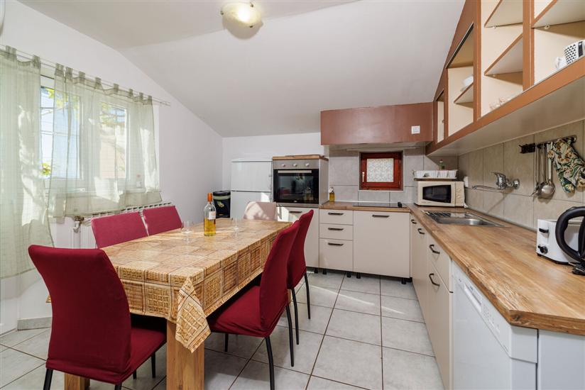 Apartment A3, for 6 persons