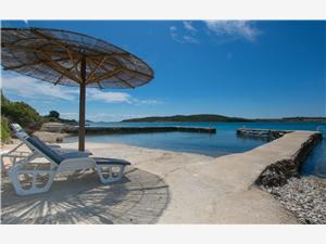 House Sage North Dalmatian islands, Remote cottage, Size 75.00 m2, Airline distance to the sea 10 m
