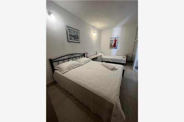 Apartment A2, for 3 persons